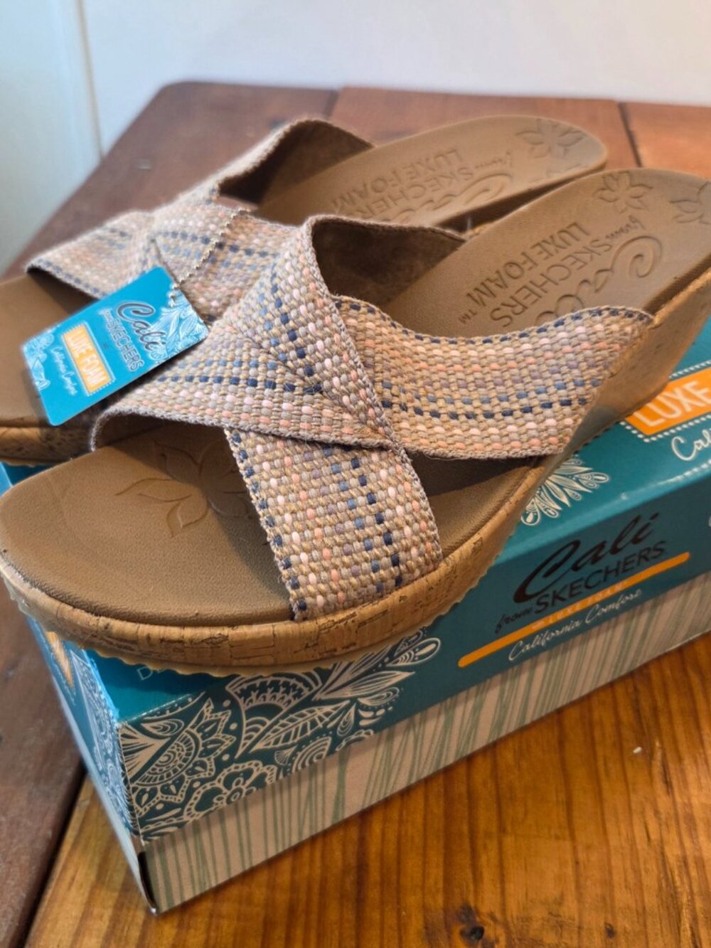 Skechers Cali Women's Size US 10 Beverlee Delighted Wedge Natural Multi Sandals - Picture 4 of 5